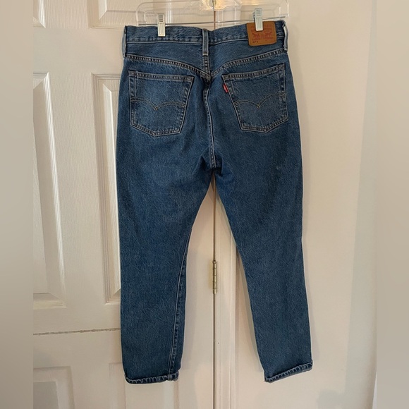 Levi’s Straight Leg, High-waisted Mom Jeans - Picture 5 of 6